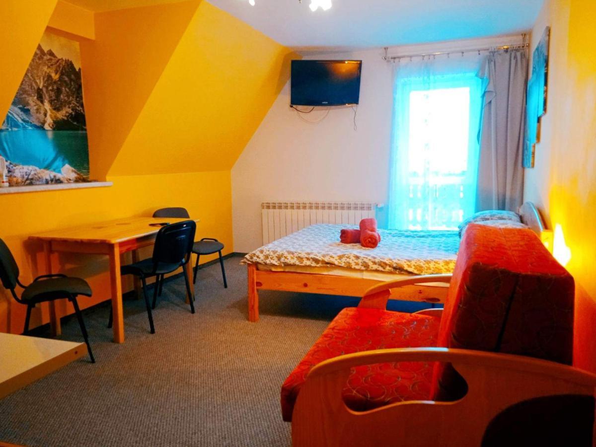 Apartamenty I Pokoje Goscinne Nowita Zakopane Kültér fotó