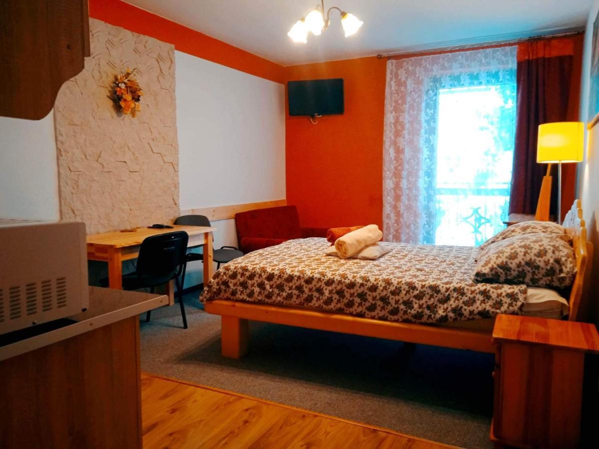 Apartamenty I Pokoje Goscinne Nowita Zakopane Kültér fotó