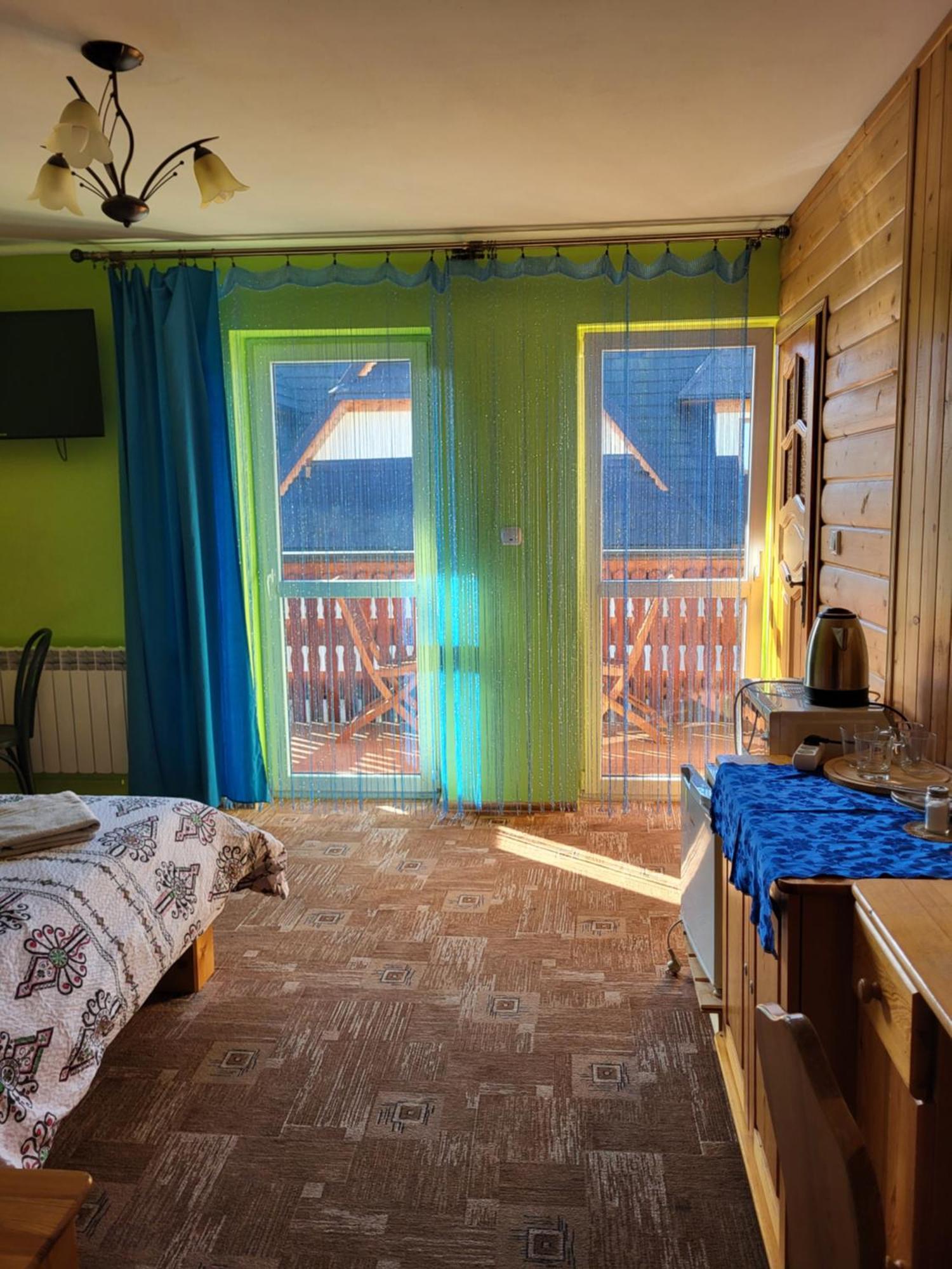 Apartamenty I Pokoje Goscinne Nowita Zakopane Kültér fotó
