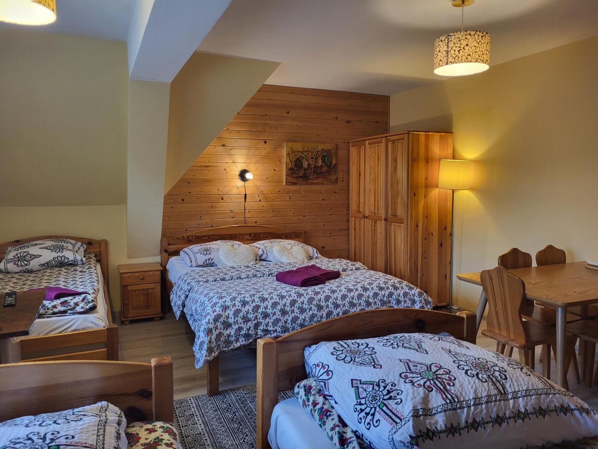Apartamenty I Pokoje Goscinne Nowita Zakopane Szoba fotó